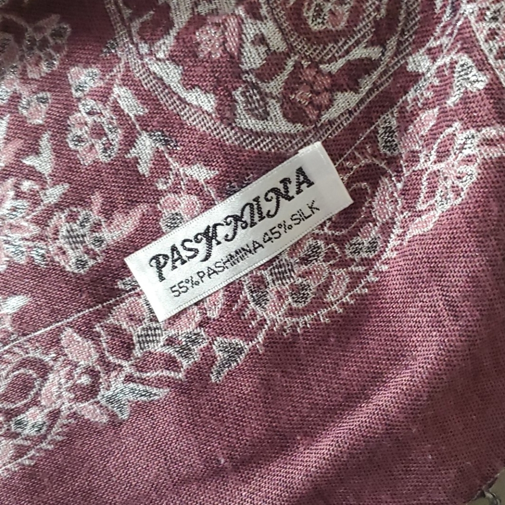 Pashmina - Picture 2 of 2